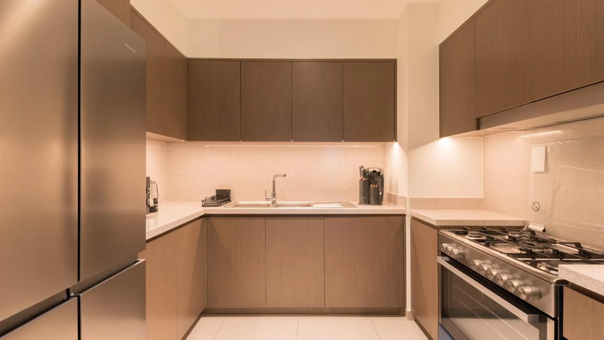 Spacious 3Br Plus Maids Burj Khalifa View Dubai Apartment
