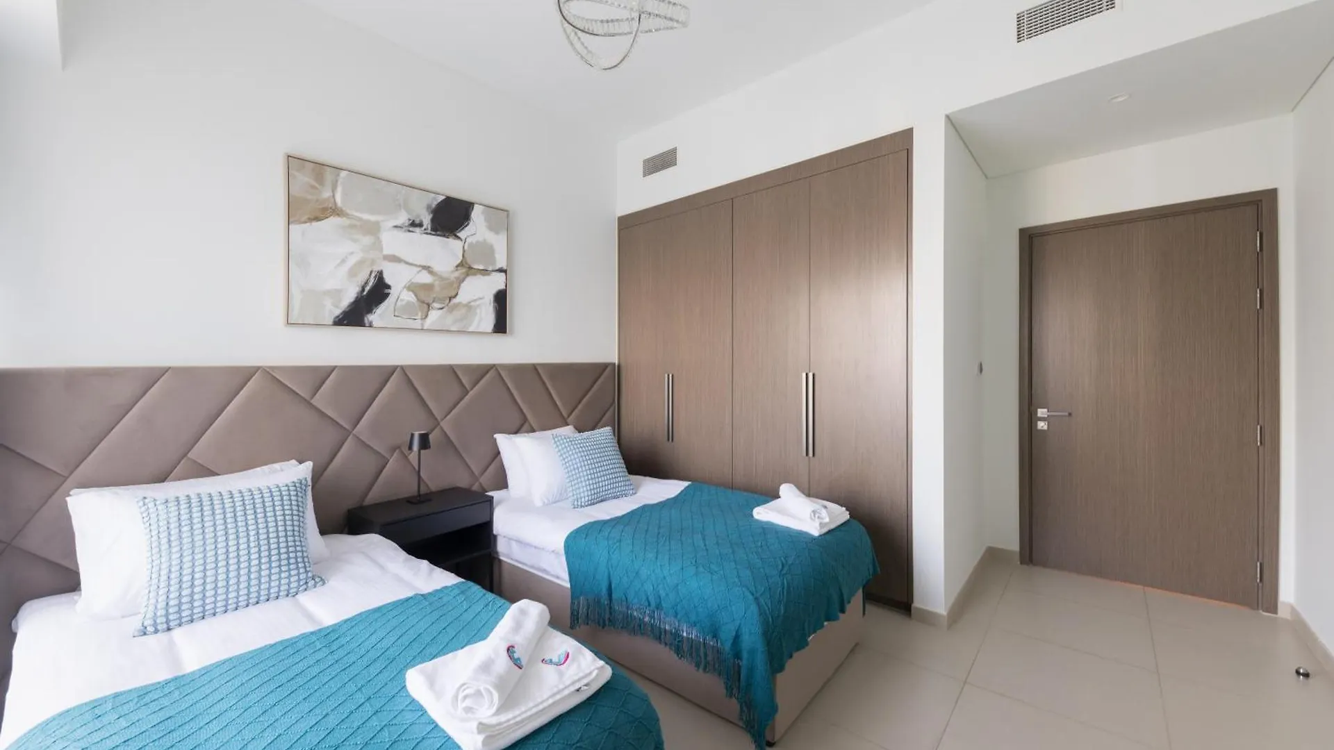 Spacious 3Br Plus Maids Burj Khalifa View Dubai 0*,