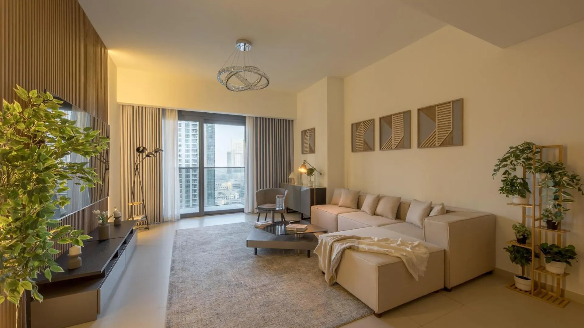 Spacious 3Br Plus Maids Burj Khalifa View Dubai United Arab Emirates